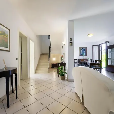 Luisa Country House - Pace E Tranquillita Tra Le Colline Marchigiane Civitanova Marche