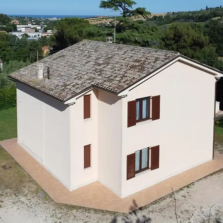 Luisa Country House - Pace E Tranquillita Tra Le Colline Marchigiane Civitanova Marche